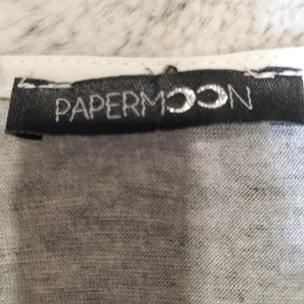 Papermoon Floral Mixed Material Top, Size Small - Picture 7 of 8
